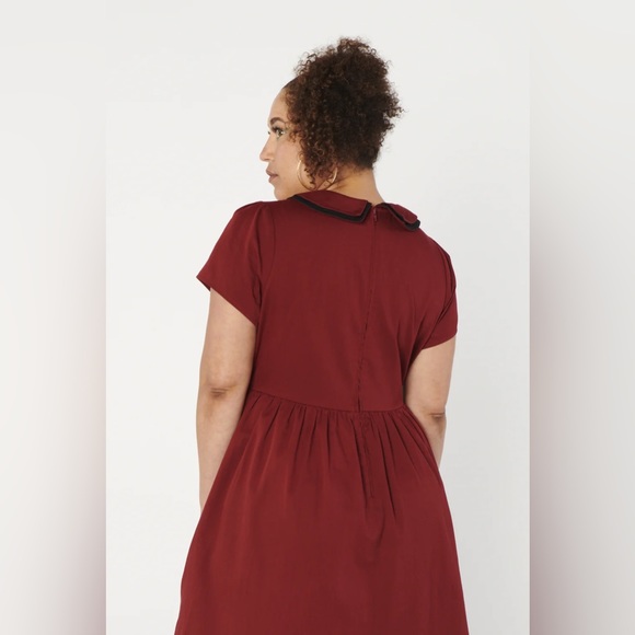 Tuesday of California Double Dagger Dress - Picture 2 of 3